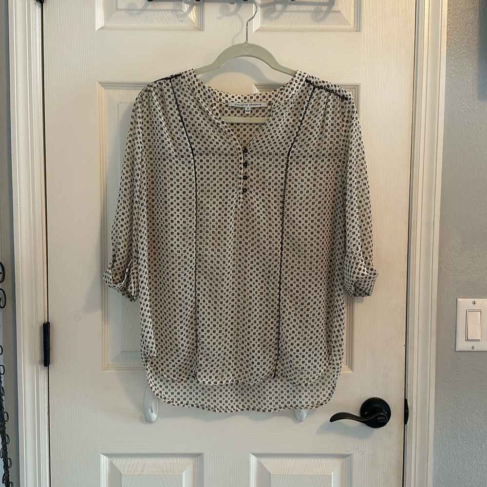 Collective Concepts, M, black-and-white sheer top.